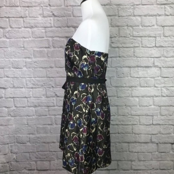 American Eagle Strapless Floral Dress. - Picture 2 of 13
